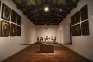 Polémica en la Casa Histórica: ¿es real la foto de las pintadas en el Salón de la Jura?