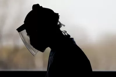 Un modelo científico prevé cuándo levantar las restricciones de la pandemia