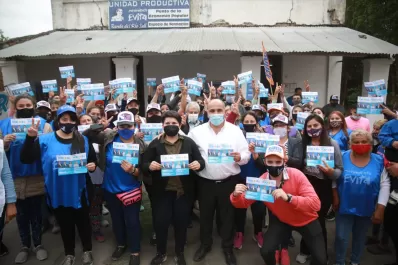 Manzur recorrió las sedes de Lealtad Peronista en Banda del Río Salí