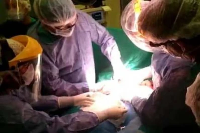 En Tucumán se realizó una inédita cirugía que le salvó la vida a un recién nacido