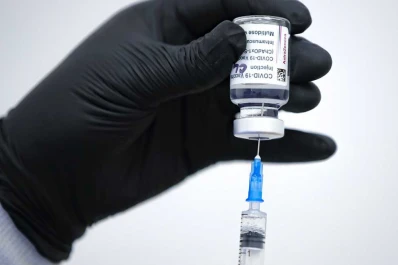 En base a la vacuna anticovid se trabaja en un tratamiento contra el cáncer de pulmón