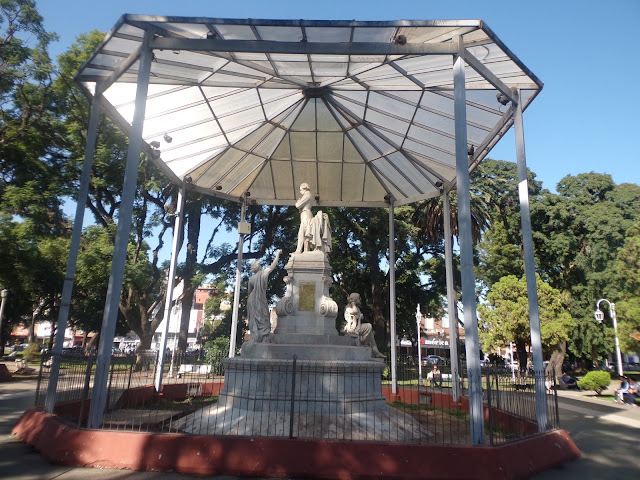 En un boliche de hacha y tiza, nació la Chacarera del 55