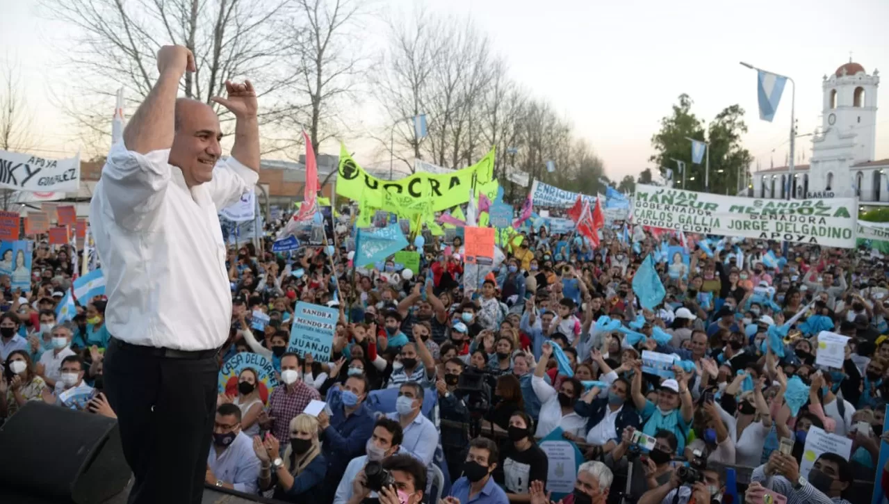 DIATRIBA. En Famaillá, el gobernador, Juan Manzur, criticó con fuerza al vicegobernador, Osvaldo Jaldo, y a los seguidores de este.