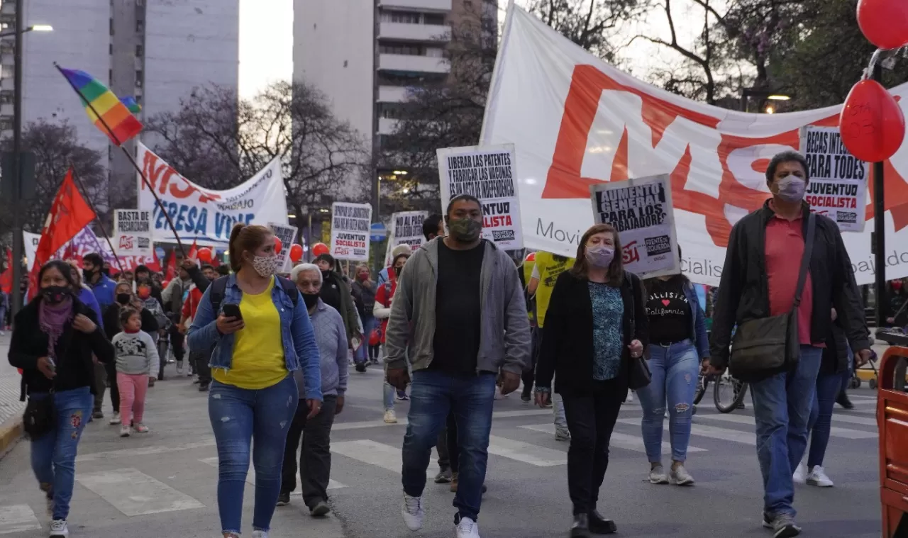 El MST cerró la campaña con una marcha