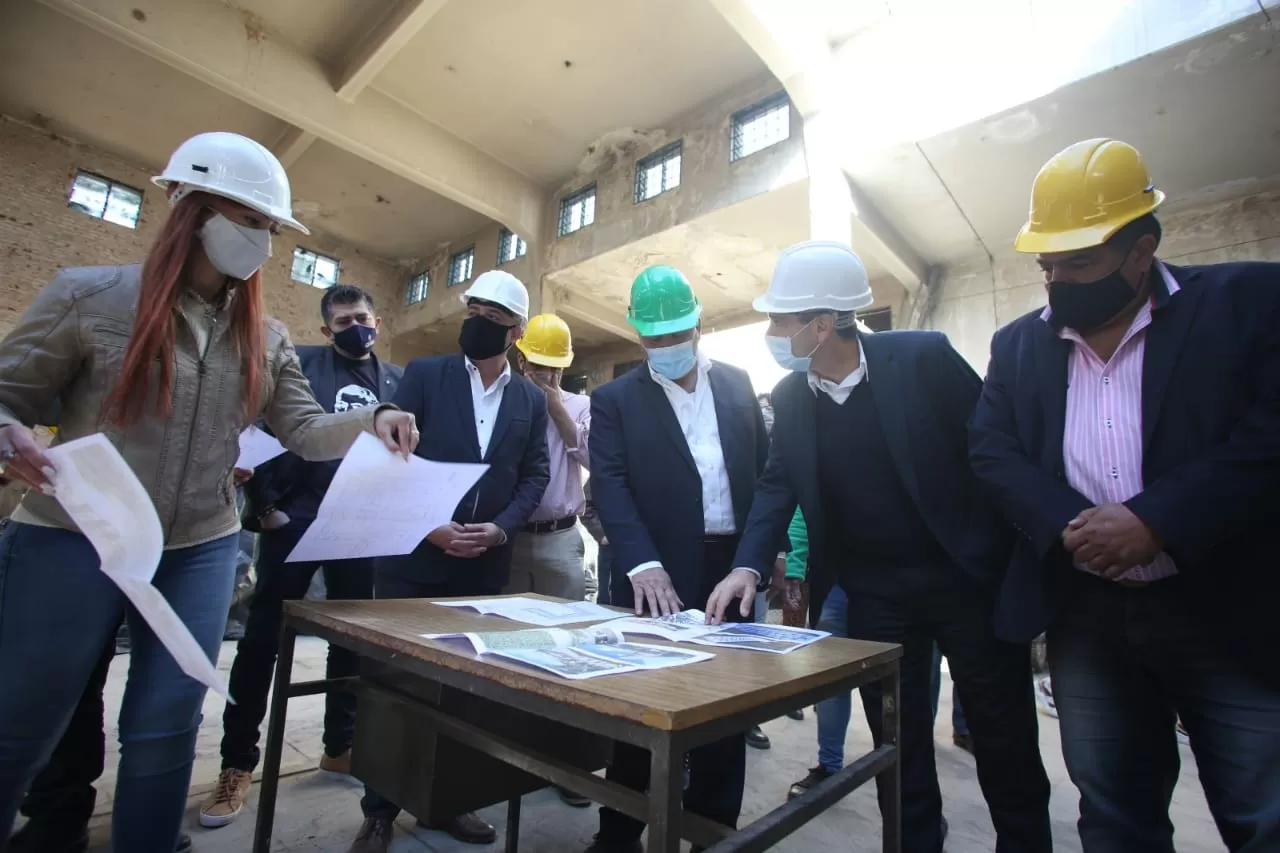 PRENSA Y COMUNICACIÓN PÚBLICA