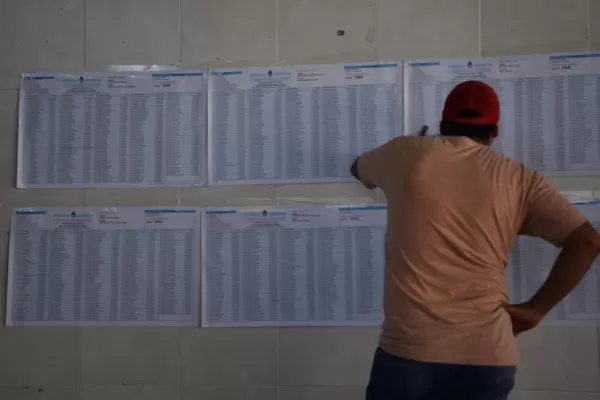 Los indecisos y la abstención dominan la incerteza previa