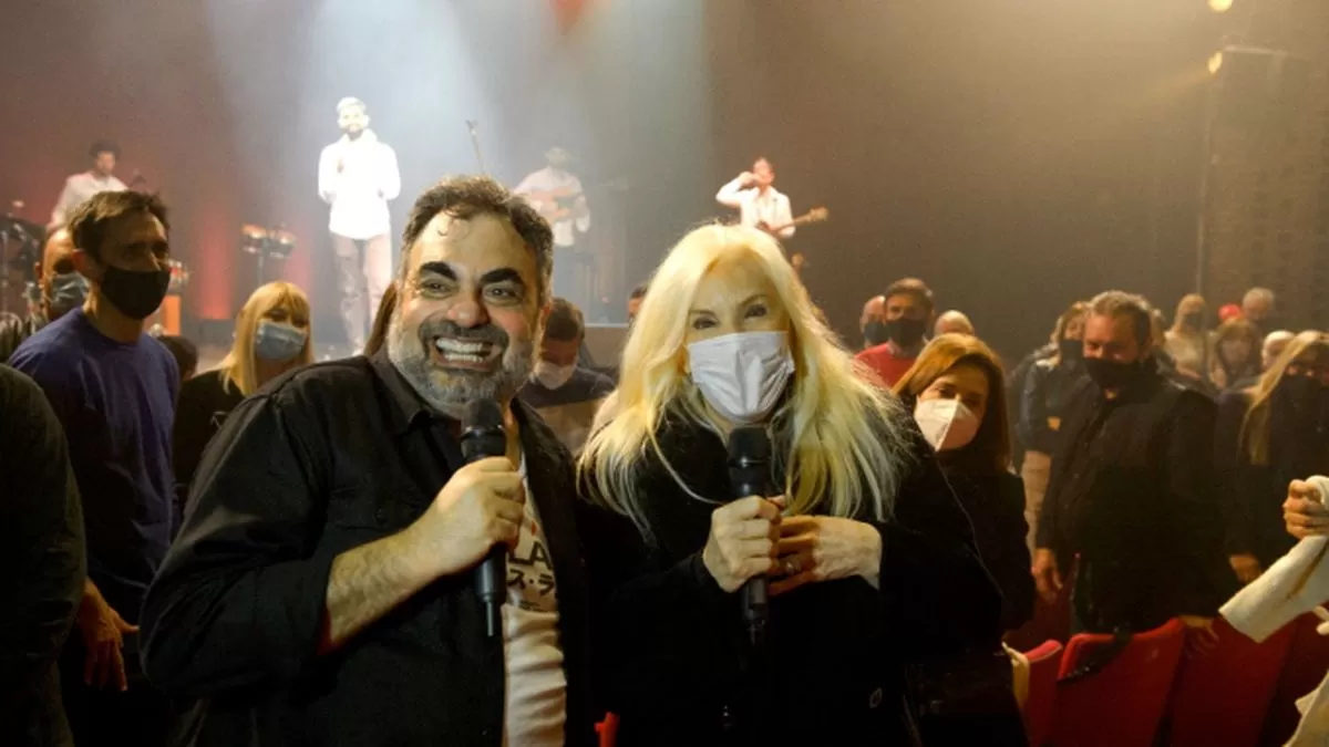 Susana Giménez fue al teatro en su primera salida desde que volvió al país