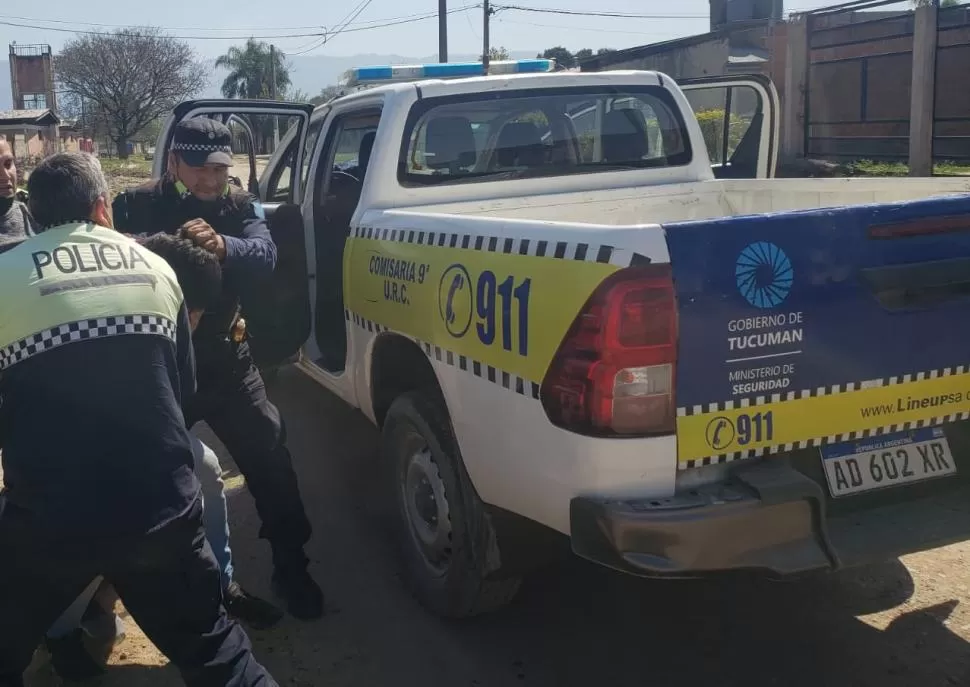 DE REGRESO. Uno de los reos que fue recapturado ayer. 