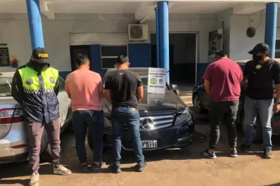 Salideras bancarias: Robaban en un Mercedes