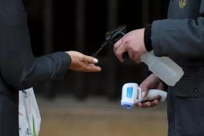 Los principales políticos locales chocan en la primera votación en pandemia