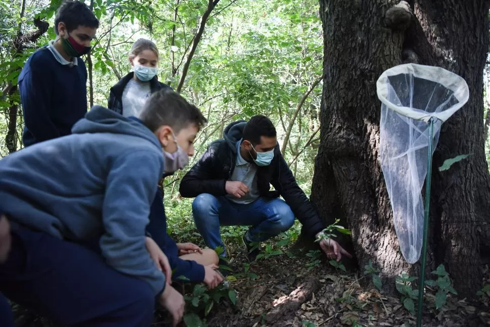 DESCUBRIMIENTOS. Un grupo de alumnos disfruta de una visita guiada.  LA GACETA / FOTO DE Analía Jaramillo