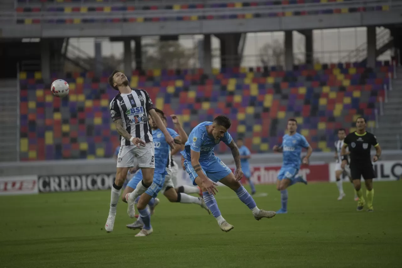 POR LOS TRES PUNTOS. Atlético ya juega en el estadio Madre de Ciudades.