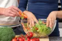 ¿Cuesta más caro ser vegano? La duda frecuente entre quienes buscan cambiar su estilo de vida