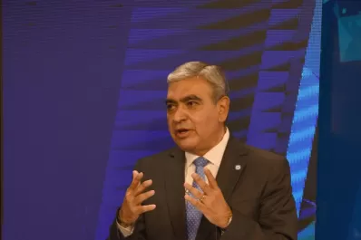 Cae la sesión que iba a insistir con  la licencia obligatoria para Alfaro