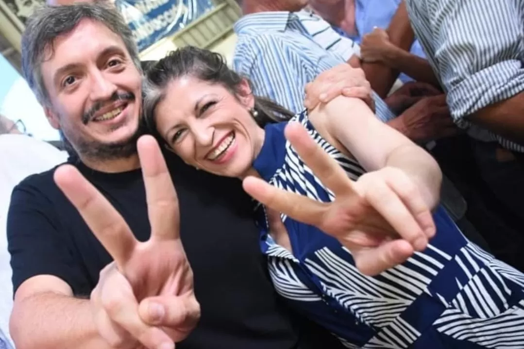 KIRCHNERISTA. La diputada nacional por Buenos Aires, Fernanda Vallejos, junto a Máximo Kirchner. Foto de Twitter @FVallejoss