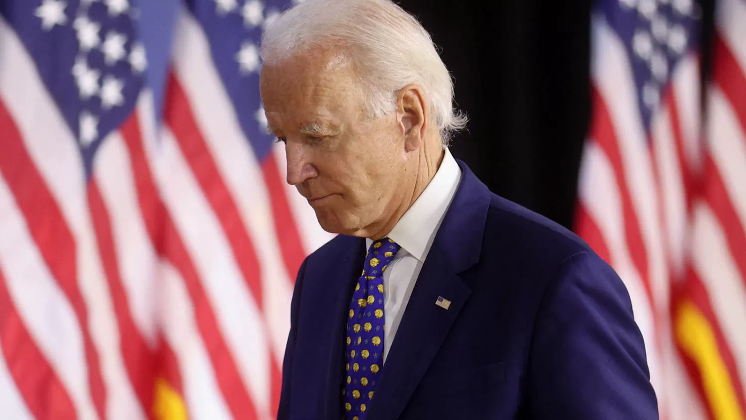 En picada: la imagen de Biden cae al mínimo de su presidencia