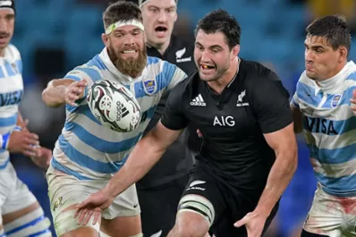 Los All Blacks sacan el pie del acelerador y preparan 11 cambios para enfrentar a Los Pumas
