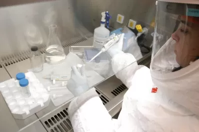 Santa Fe: detectaron tres casos de la variante Delta de coronavirus