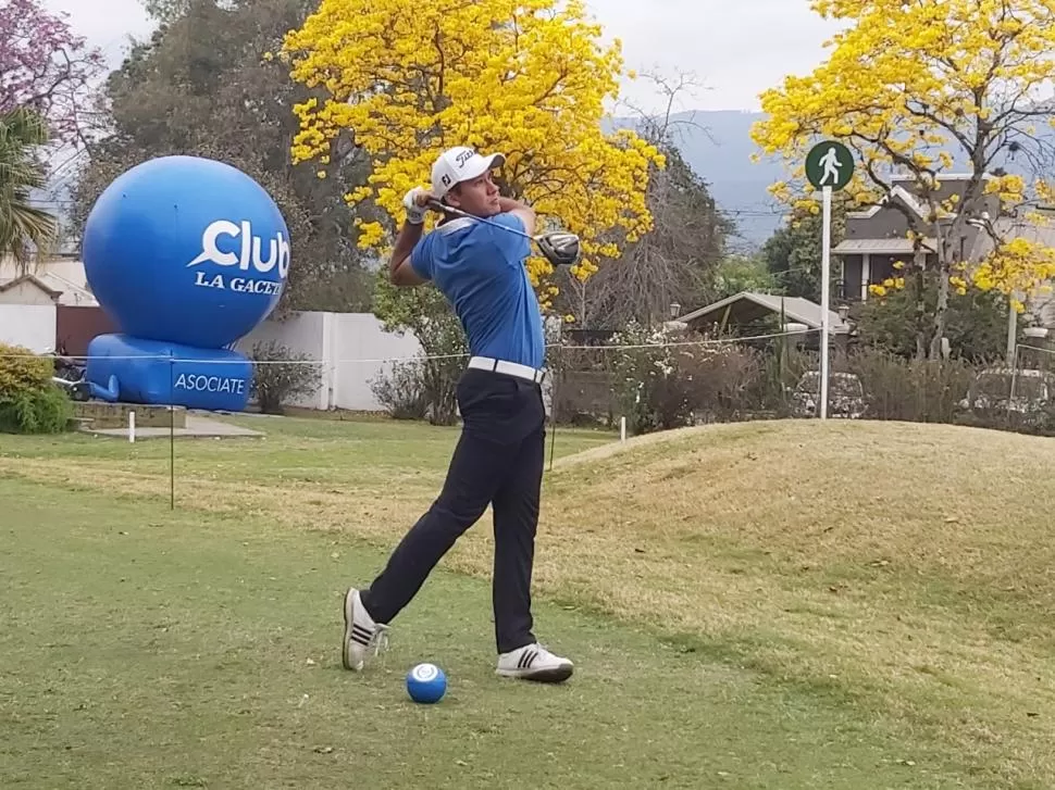 EN TUCUMÁN. Martín Contini terminó 4° en el Abierto del Norte, torneo que llegó a liderar en las dos primeras jornadas. 
