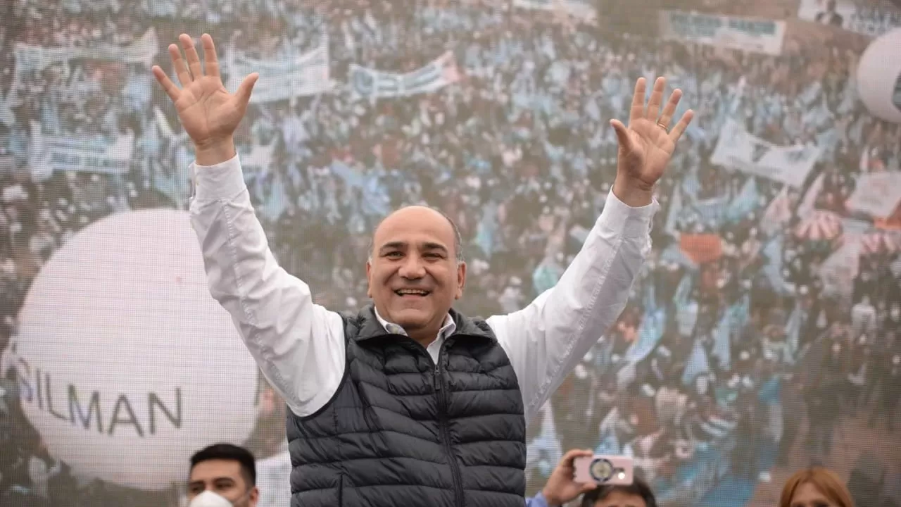 ÚLTIMAS HORAS EN TUCUMÁN. Manzur partirá hoy a Buenos Aires, donde mañana asumirá como jefe de Gabinete de la Nación. Foto: Comunicación Pública