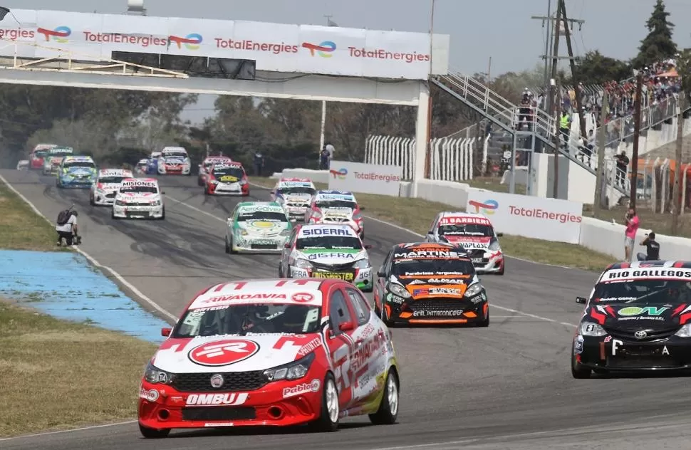EN CARRERA. “Pabloso”, con Fiat Argo en el “Cabalén”.       La experiencia de la fecha 9 terminó mal. 
