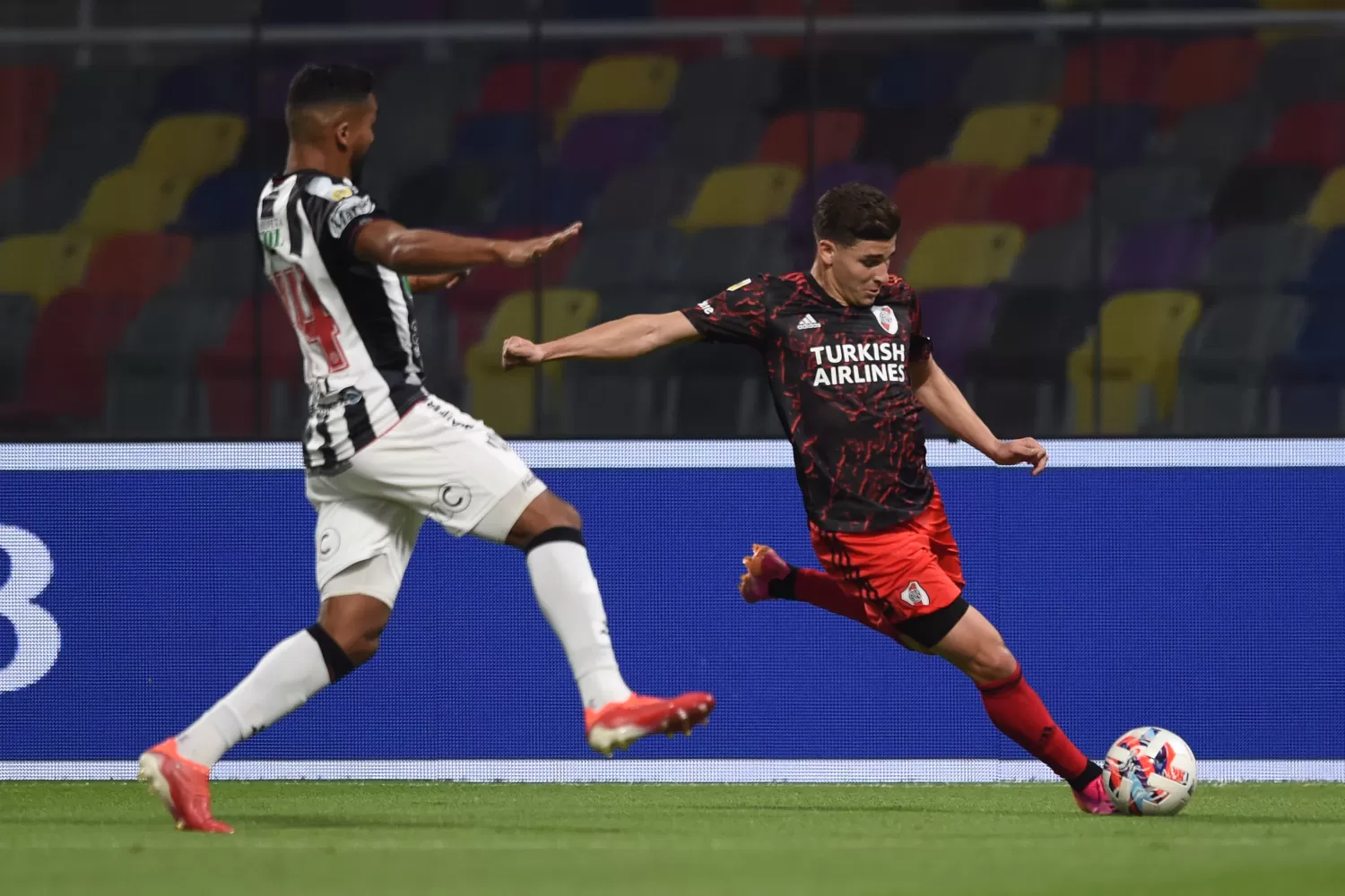 River venció 3 a 1 a Central Córdoba y llega como escolta al Superclásico