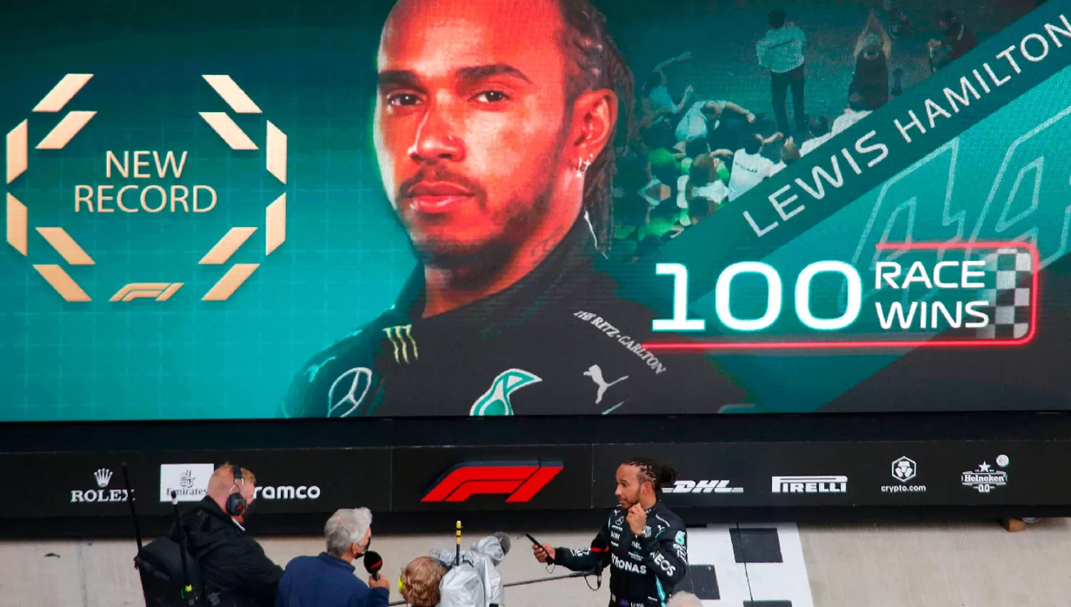 TODOS LOS FLASHES. Hamilton se convirtió en el más ganador en la historia de la F-1.