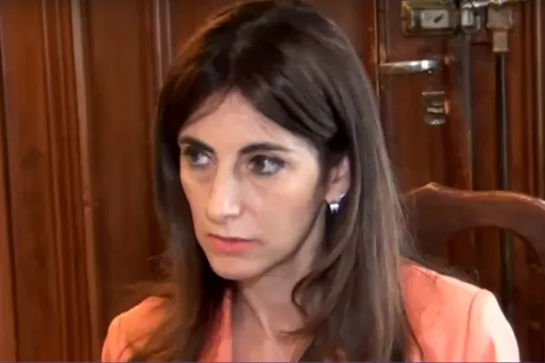 ¿Y Alfaro dónde está?, se preguntó Carolina Vargas Aignasse luego de la tormenta