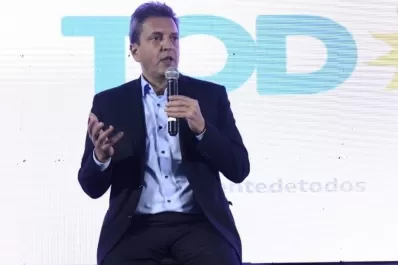 Para reconvertir los planes sociales, Massa presentó el proyecto Un puente al empleo