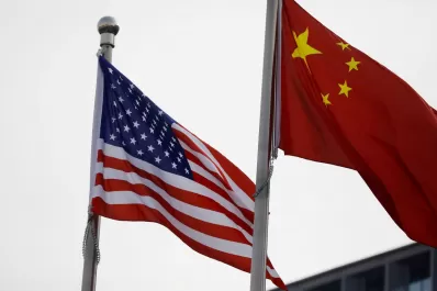 Estados Unidos anunció que mantendrá los aranceles a productos chinos