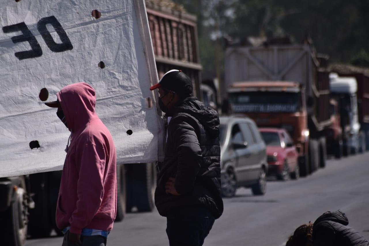 CORTES DE RUTA EN EL SUR PROVINCIAL. Foto de LA GACETA / Osvaldo Ripoll