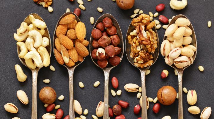 FRUTOS SECOS. En este distinguido grupo están las almendras, las nueces, los pistachos, los cacahuates, las castañas y las avellanas, entre otros. ARCHIVO LA GACETA 