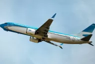 Aerolíneas reprogramó un centenar de vuelos por el paro de controladores: cómo afecta a Tucumán