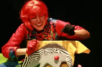 Los títeres se instalan con su diversión “En el valle de la alegría”