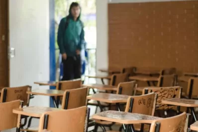 En los sectores más pobres, solo uno de cada tres adultos terminó la secundaria