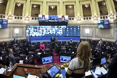 Tras legislar un año y medio en forma virtual, el Senado vuelve a las sesiones presenciales