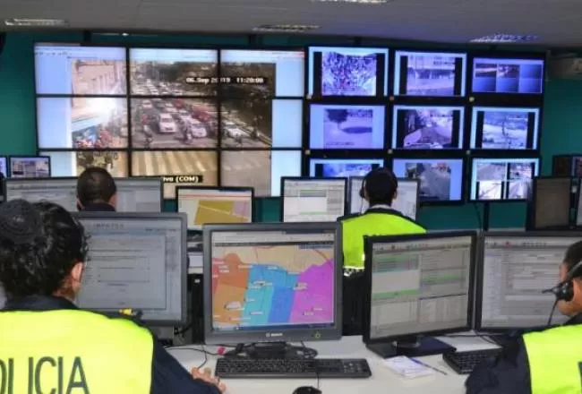 Por una falla en Telecom, no funcionó bien el sistema del 911 en Tucumán