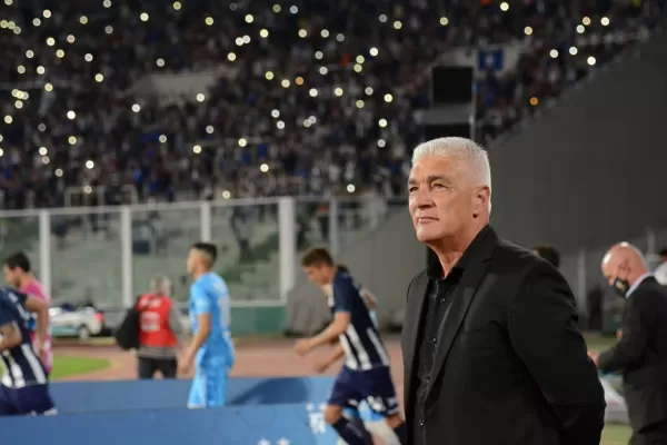 Omar de Felippe podría ser el nuevo entrenador de Independiente