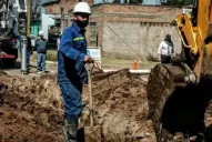 Calles y veredas rotas: la Municipalidad de la capital no autorizará nuevas obras de la SAT