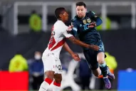 Messi cuestionó al árbitro brasileño: Siempre nos hace lo mismo