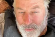 Las fotos que muestran la desesperación de Alec Baldwin después de disparar