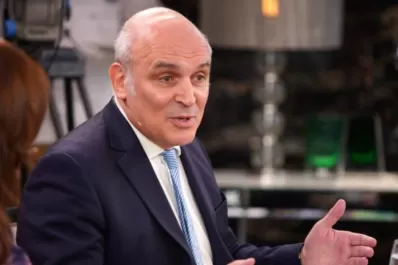 Espert admitió que en materia política está desconectado de Milei