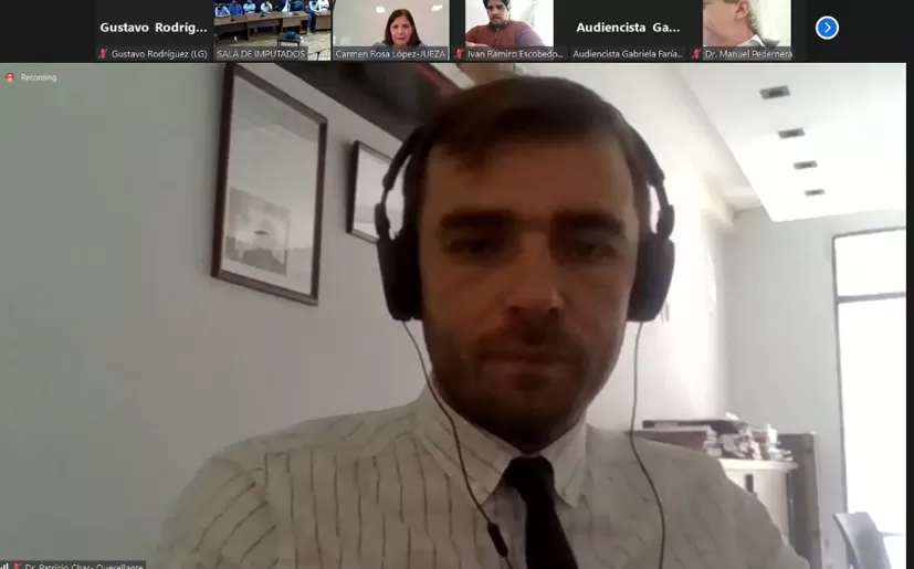PLANTEO. El querellante Patricio Char reclamó por la demora del inicio del debate.  