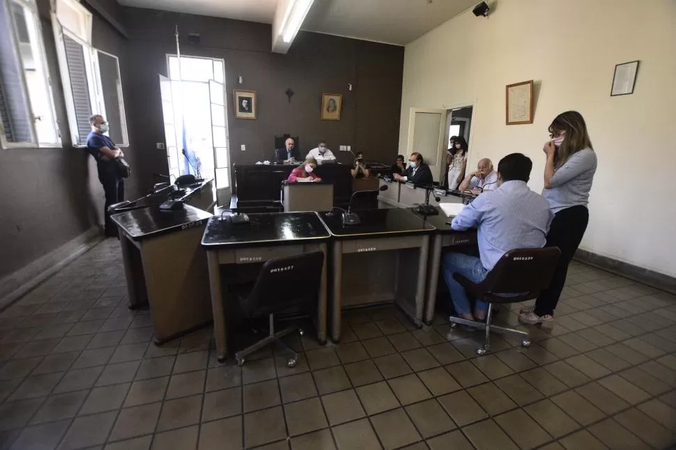 SIN LOS SIETE QUE HACEN FALTA. El cuerpo legisferante del sur no pudo sesionar debido a la ausencia de integrantes del peronismo y del PJS, por lo que, por quinta vez, no se pudo designar a sus autoridades. 
