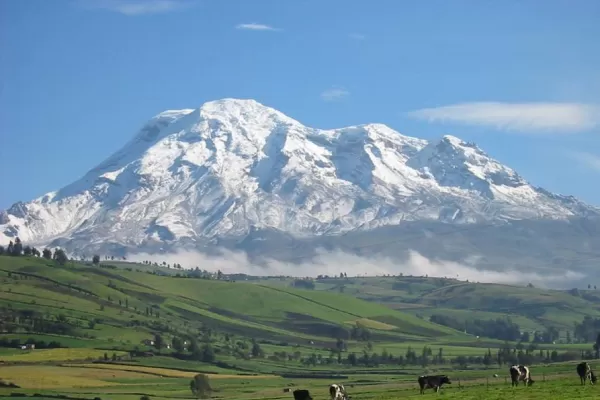 Ecuador: cuatro personas murieron por un alud en el volcán nevado de Chimborazo