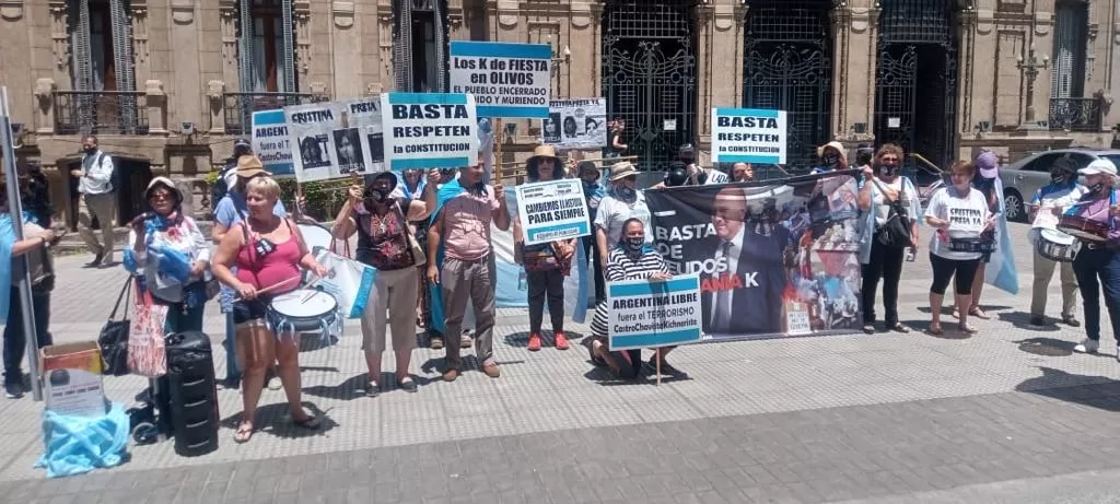 Acción Conjunta Republicana se movilizó en Tucumán para denunciar clientelismo electoral