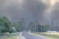 Calor, fuego y humo: un incendio genera preocupación en los vecinos de Las Cejas