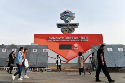China y Rusia vuelven a enfrentar los contagios