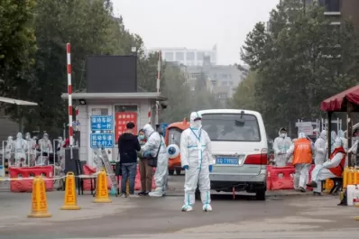 Ante un brote de coronavirus, China pone en cuarentena a toda una ciudad
