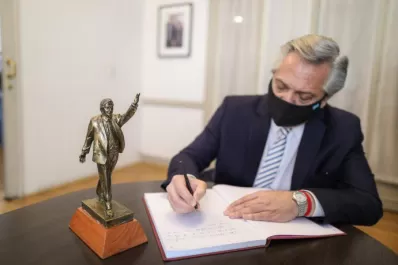 El Presidente recordó a Néstor Kirchner, a 11 años de su muerte: “Cada día que pasa su ausencia se nota más”